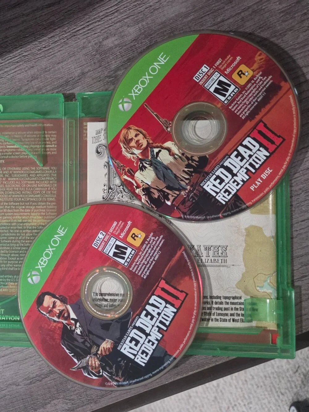 Red Dead Redemption II – Xbox One – EUC (Includes Map)